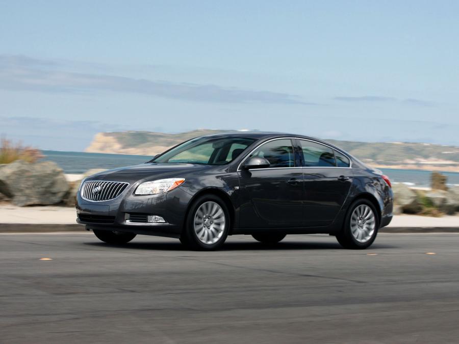 Buick Regal 2010 года  (фото 12 из 16)